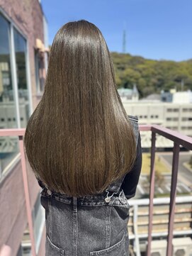 ビアージュ(Viage) #ストレートヘア #艶髪 #ナチュラル #オリーブベージュ