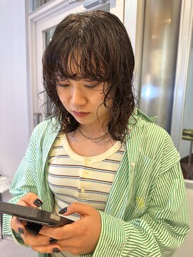 アム(amu) ウルフパーマ/パーマウルフ/レイヤーパーマ/ニュアンスパーマ