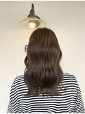 波巻きヘア×マットベージュ