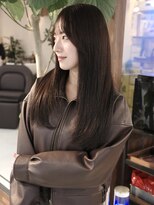 ウィム(wim)&nbsp;『ワンカールストレート』暗髪/髪質改善/艶髪/顔まわりカット