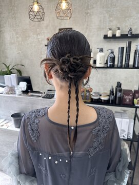 エピ(epi) カチモリヘアアレンジ