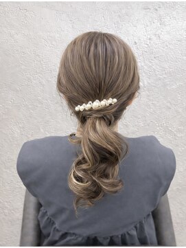 フッタ(Futta) ローポニーテールアレンジ×結婚式ヘアセット【西武新宿駅】