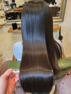 リリアン(Ririan) 【橋本】酸性縮毛矯正+自社製品髪質改善トリートメント