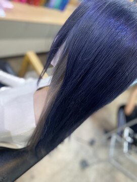 ラビス クローバー(Lovis clover) シルバー　ネイビー　ボブウルフ　韓国ヘア