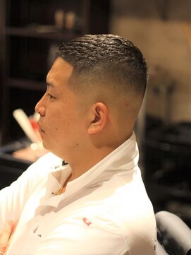 キングスマン トウキョウ(KINGSMAN TOKYO) 束感/ハイライト/波巻き/マッシュパーマ<理容室><多摩センター>