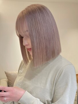 ベレーザ 渋谷(BELEZA) 4191ニュアンスカラー艶髪グレーベージュ金髪ボブぱっつん前髪