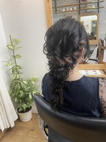 ヘアメイク ゼロサンヨンゴ(Hair Make 0345)&nbsp;ルーズな編み下ろし