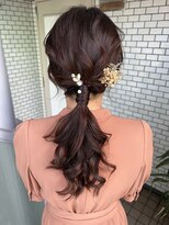 フェリーチェ(Felice)&nbsp;ポニーテール　ルーズヘア　シンプルポニー　巻き髪