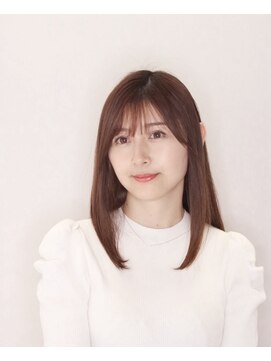 アンベリールフルー(EMBELLIR fleur) ナチュラルストレートスタイル　３０代４０代５０代　表参道