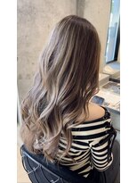 ミリ(milli Produce by ITAKURA)&nbsp;ハイライトブラウンカラー