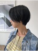 黒髪ショート
