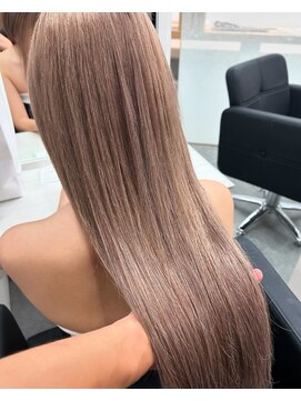 ベルグローアルファ(BELLE GROW ALPHA) ハイトーンミルクティーベージュ