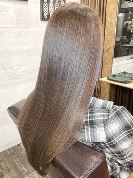 リリー シブヤ(Lilly shibuya) 【Lilly渋谷】#アッシュベージュ#ブリーチなしカラー#学割