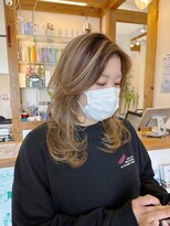 ギャラクシー ヘアードレッサーズ(galaxy hairdressers)&nbsp;ミディアムレイヤーハイライトベージュカラー