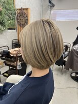 ユッカ エルア 武庫之荘南口(YUCCA elua)&nbsp;【 YUCCA 】大人可愛い20代30代40代ショート/うざバング