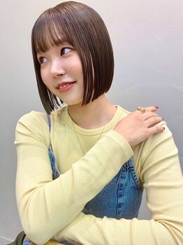 ヨーク(yoke)の写真/Straight style.
