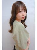 顔まわりカット×ウェーブヘア