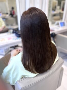 ラママ(Ra.Mama)の写真/ダメージが少ない酸性ストレートで、まとまりやすくツヤのある髪に！髪質改善も同時に叶えます