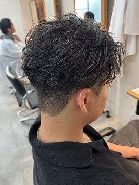 シーフ 千葉(Cyf) フェザーショート/フェザーパーマ/刈り上げショート/千葉駅/保立