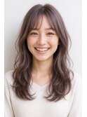 上品な艶感を引き出す、ラベンダーアッシュのレイヤーミディ