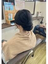 エクセレントムーブ(excellent MOVE) 綺麗めシニヨン