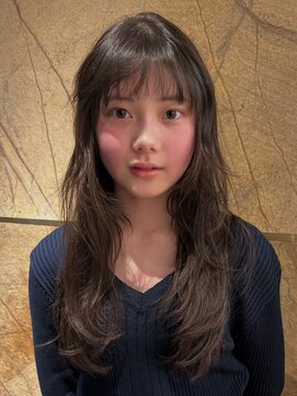 ナヌーク ダイカンヤマ(nanuk daikanyama) ロングレイヤーパーマオリーブグレージュくせ毛風パーマ