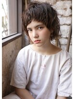 カライング(ing) 【+~ing 】ショートバングのウルフ風ショート【柳沼くるみ】