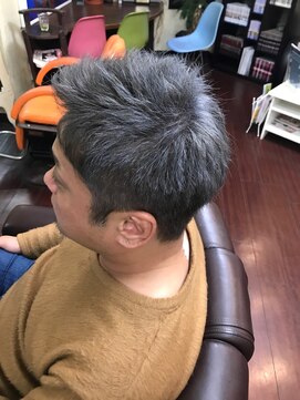 メンズヘアアンドグルーミングサロン ダブル(men's hair grooming salon W) シルバー系アッシュカラー