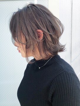 アルバム 銀座(ALBUM GINZA) ハイグラシルバーアッシュレイヤーウルフ_オリーブ_ba284312