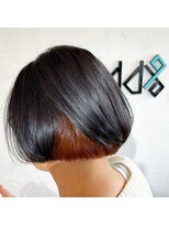 アドナインス(Add9)&nbsp;インナーカラー　ピンク　ボブ　インナーカラー