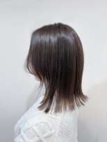 ブカブク(BUKA BUKU)&nbsp;ミディアムスタイル　アッシュブラウン