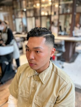 リバレッジ 広尾(Leverage) 米軍風大人七三パーマ