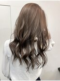プラチナベージュ