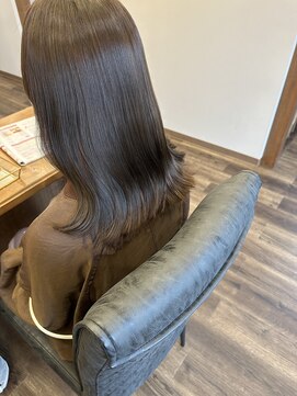 ラナンキュラス(Ranunculus) オリーブブラウン