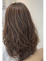 ウィル 野田阪神店(WiLL)&nbsp;レイヤーカット×コントラスト白髪ぼかし