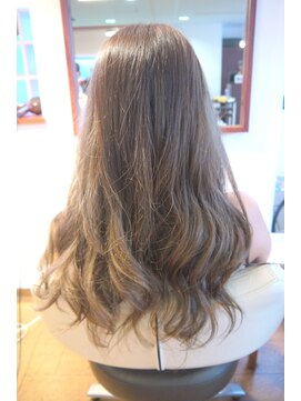 ヘアー ライフ トゥルース(Hair Life truth) ≪truth≫外国人風ダブルカラー×メッシュ入りアッシュグレー