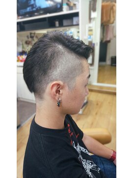 トゥエンティーフォー 泉大津店(24) アシメ刈り上げワイルドショート