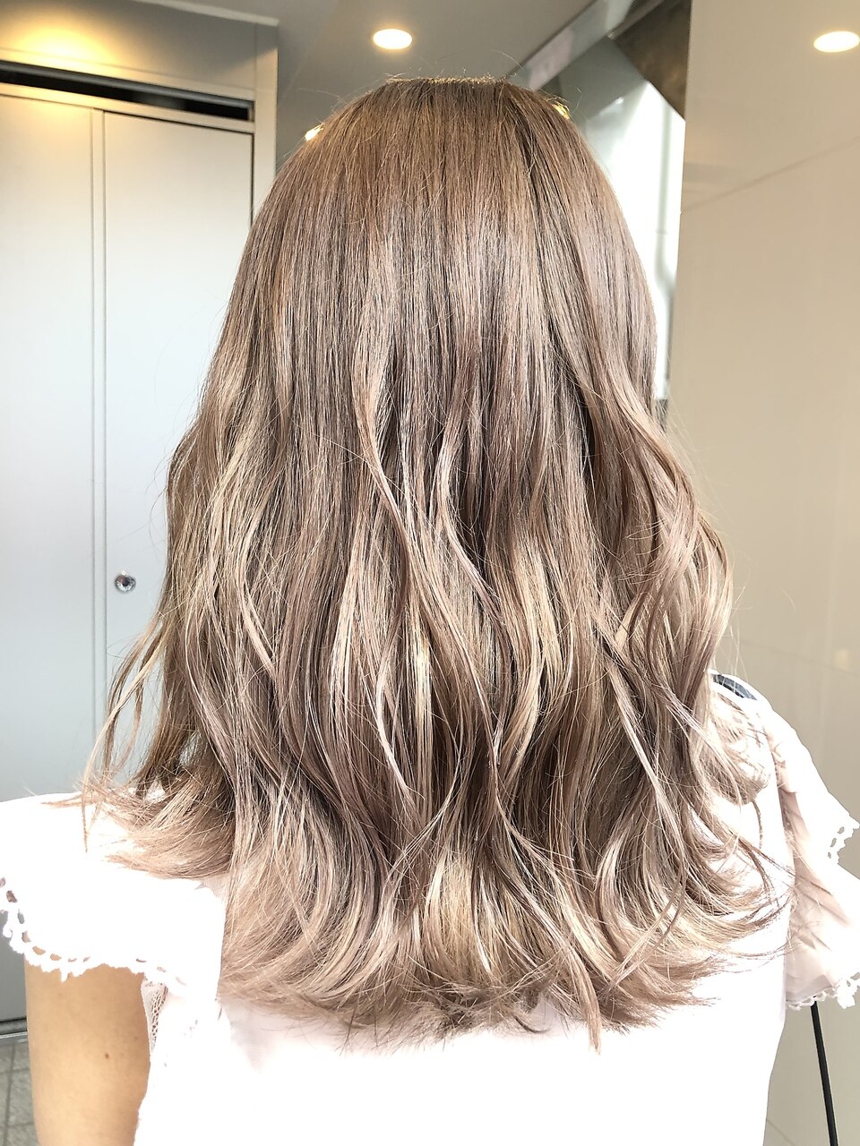 セピアミルクティーアッシュ:L038369281|ルイス(L'wis)のヘアスタイル|ホットペッパービューティー セピアミルクティーアッシュ:L038369281|ルイス(L'wis)のヘアスタイル|ホットペッパービューティー