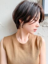 キリ 表参道(kyli)&nbsp;クールショート前下がりピンクベージュ大人かわいいモテ髪