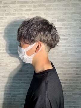 ジ オブスキュア(THE OBSCURE) マッシュショート　シルバー