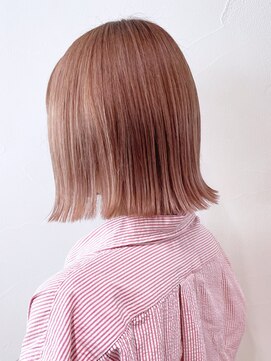 アイティー バイ アルバム 浦和店(IT by ALBUM) 切りっぱなしボブオレンジベージュ_くびれヘア_ba339821