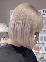 ペレ 渋谷(PELE)&nbsp;Y109_  ホワイトブロンド