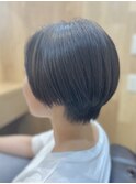 デザインカラー／レイヤーカット/ウエットヘア/オリーブベージュ