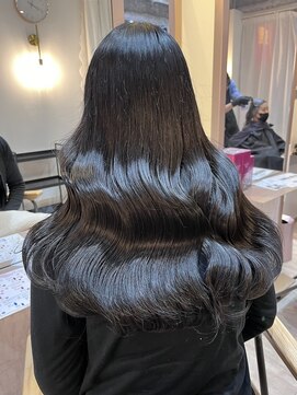 エルバイラビス 大宮(elu by lovis) 《chihina》コリアンブラック/艶カラー/透明感カラー/韓国/大宮