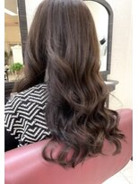 ヘアーデザインロアール(HairDesign  LOIRE)&nbsp;ゆる巻きロング