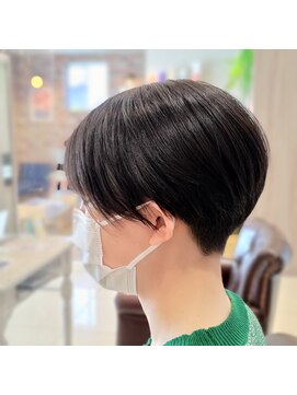 ドラマチックヘア 川鶴店 ハンサムショート