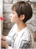 大人可愛い20代30代40代黒髪前下がりひし形小顔ボブ丸みショート