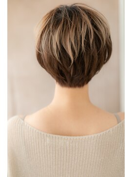 カバーヘア ブリス 北浦和(COVER HAIR bliss) 大人ハイライトアウターカラーハンサムショートZ北浦和20代30代