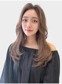 大人可愛いレイヤースタイル