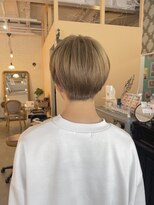 ヴィッカ ヘアーアンドメイク(vikka. hair and make) マッシュ×ハイトーン